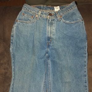 512s Vintage Levis! Tag says 5Jr.